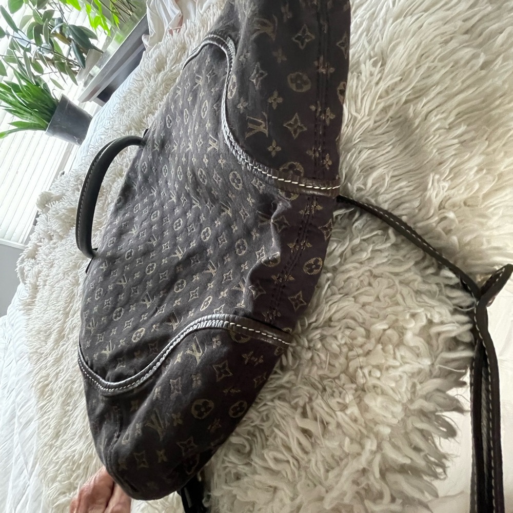 Louis Vuitton Brown Besace Angele TH4008